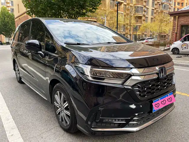 Honda Odyssey 2024 2.0L e:HEV Sharp·Executive 4-Seater Edition