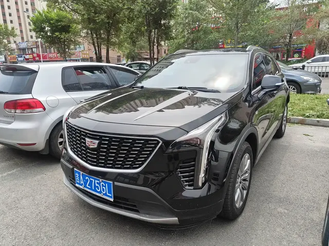 Cadillac XT4 2022 28T FWD Premium