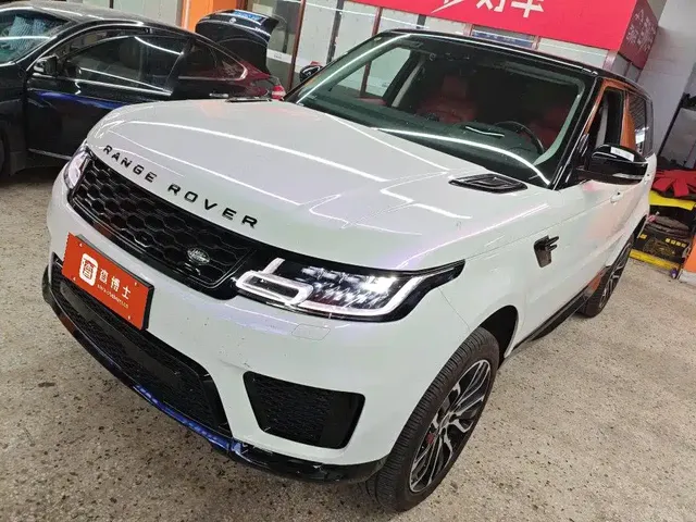Land Rover Range Rover Sport 2022 3.0 L6 Gloss Black Edition