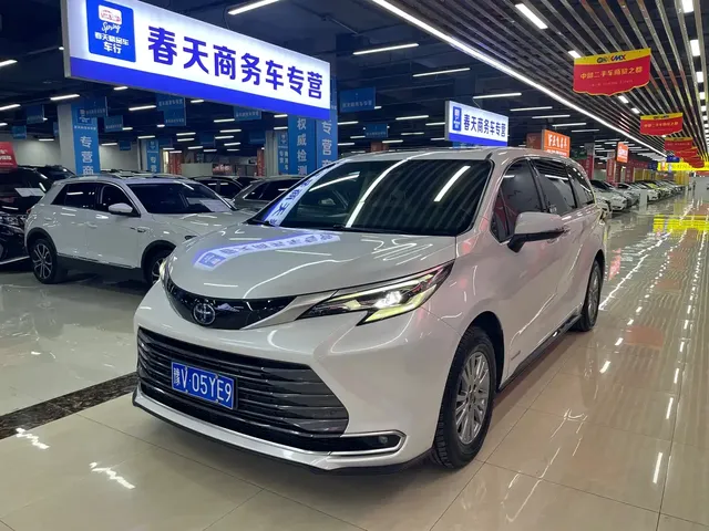 Toyota Sienna 2021 2.5L Hybrid Premium Edition