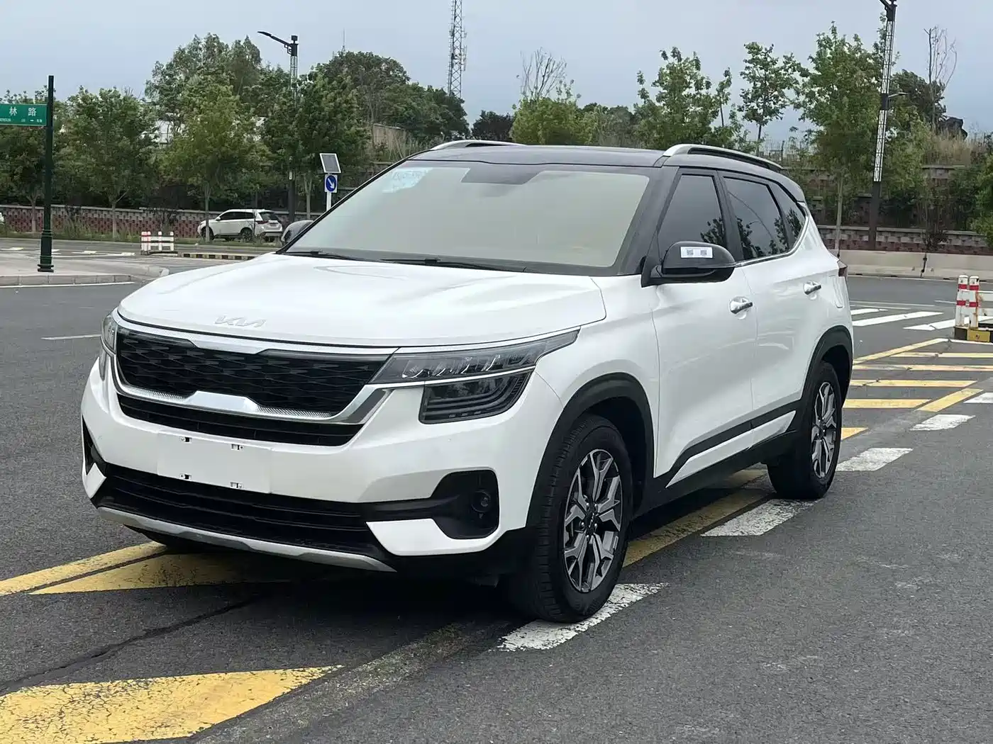Kia KX3 Smart Run 2021 1.5L CVT Renewal Edition