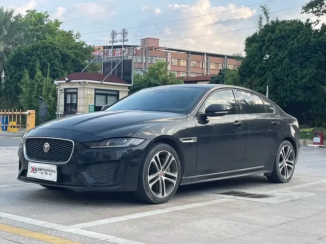 Jaguar XEL 2023 2.0T 250PS R-DYNAMIC S Progressive Sport