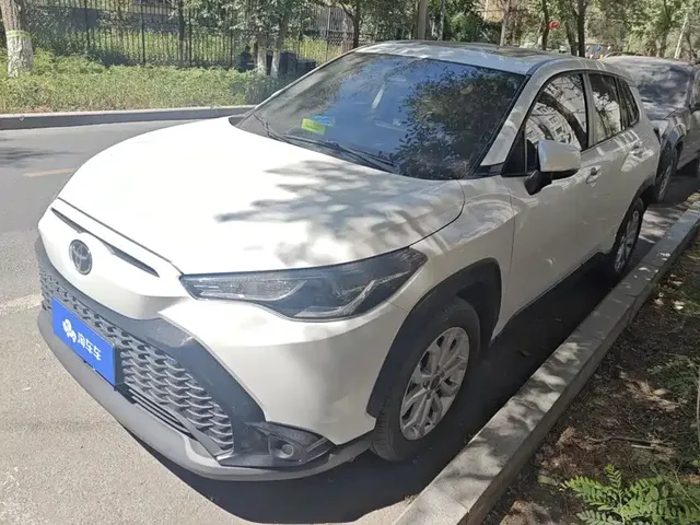 Toyota Frontlander 2023 2.0L CVT Leading Edition
