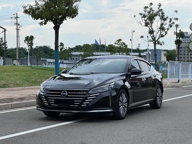 Nissan Teana 2022 2.0L XL-Upr Premium Edition