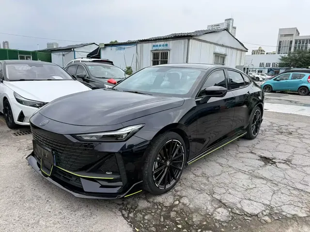 Changan UNI-V 2023 1.5T Sport Edition
