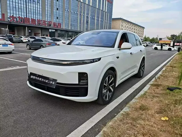 Li Auto L7 2023 Pro