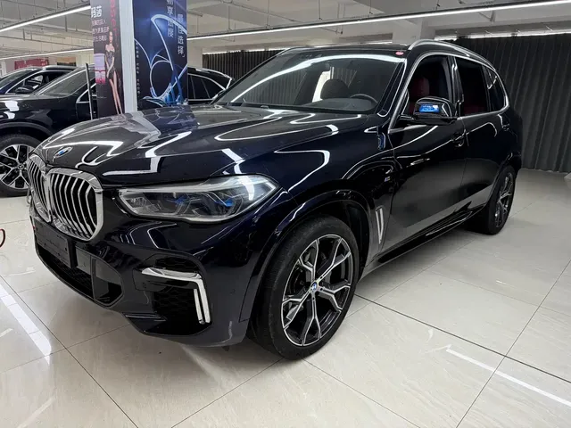 BMW X5 2022 xDrive 40Li Premium M Sport Package
