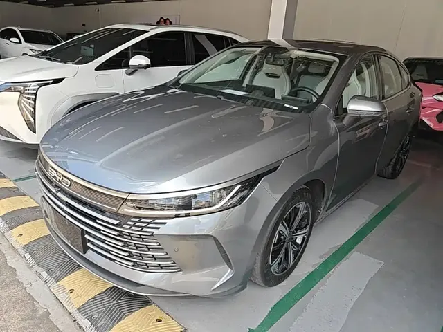 BYD Destroyer 05 2024 Glory Edition DM-i 120KM Prestige