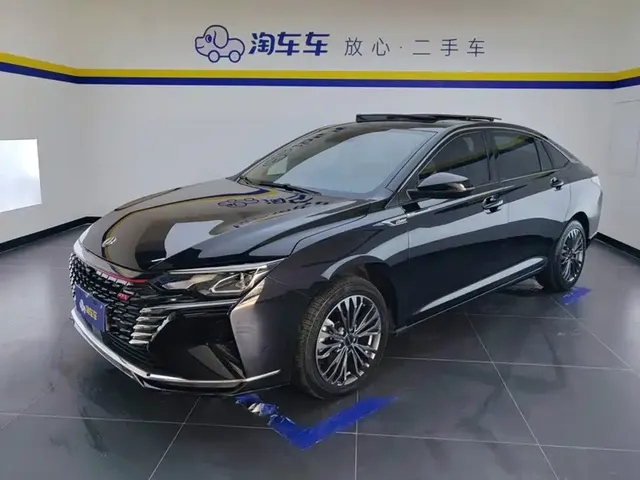 Dongfeng Aeolus Yixuan MAX 2023 1.5T Super Dad Edition