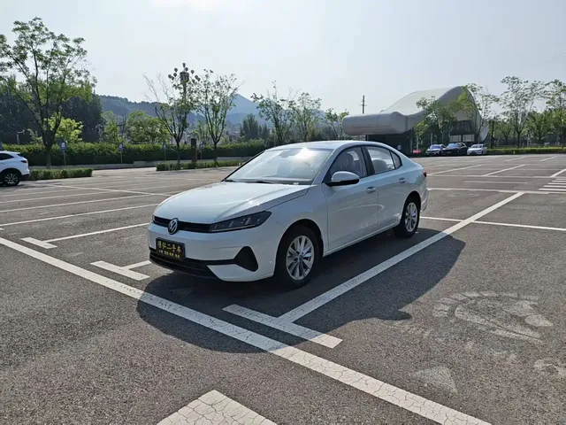 Volkswagen Sagitar, 2026