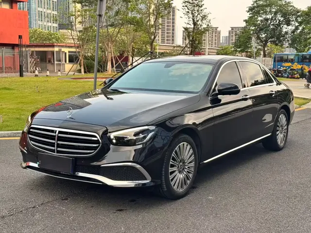 Mercedes-Benz E-Class 2022 E 300 L Fashion