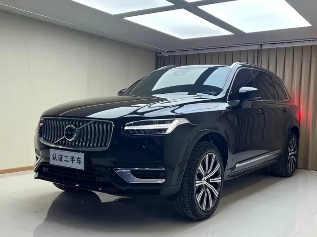 Volvo XC90 2023 B5 Smart Luxury Edition 5-Seater