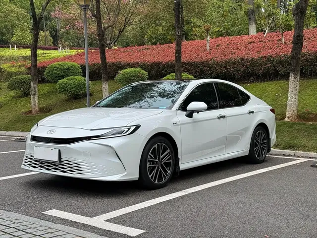 Toyota Camry 2025 Hybrid 2.5HG Premium Smart Edition
