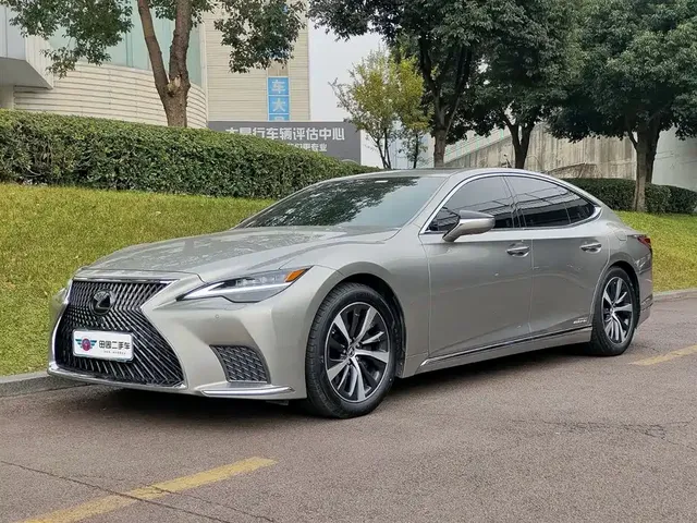 Lexus LS 2021 500h Excellence Edition