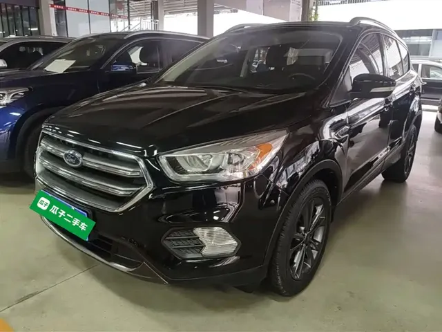 Ford Kuga 2019 EcoBoost 180 2WD Platinum Wing Edition China VI