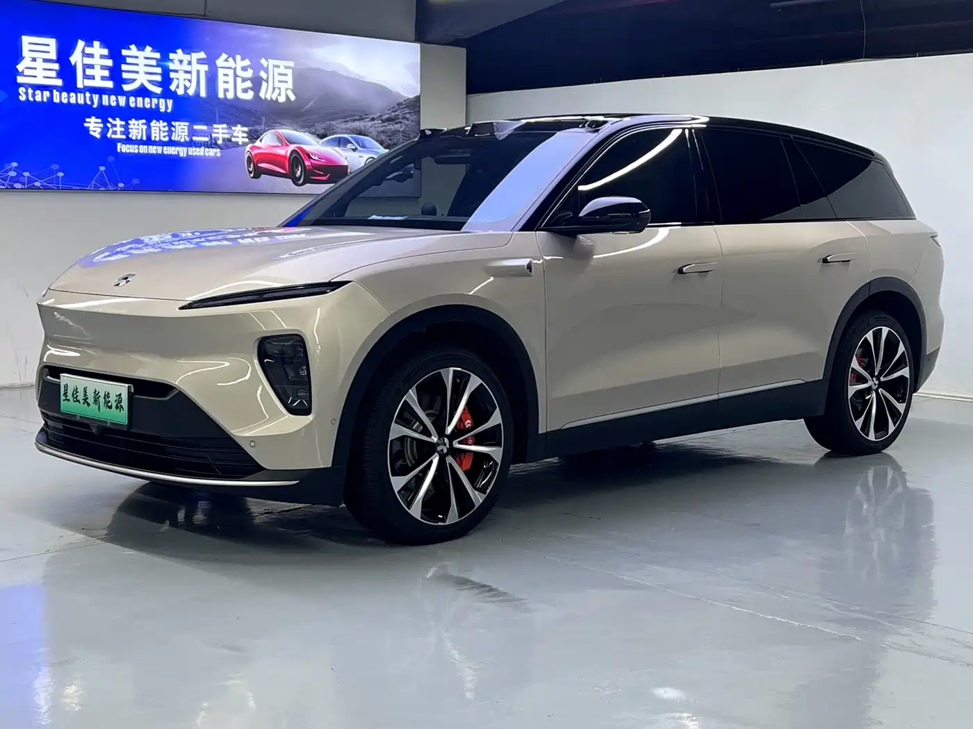 NIO ES8 2024 75kWh
