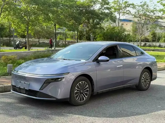 Nissan N6 2025 Mid Configuration
