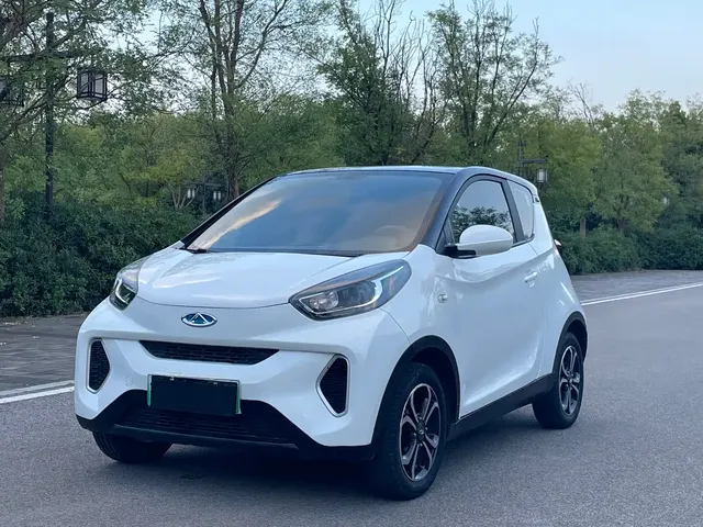 QQ New Energy Little Ant 2021 200K Fans Edition Talent Version (LFP Battery 301km)