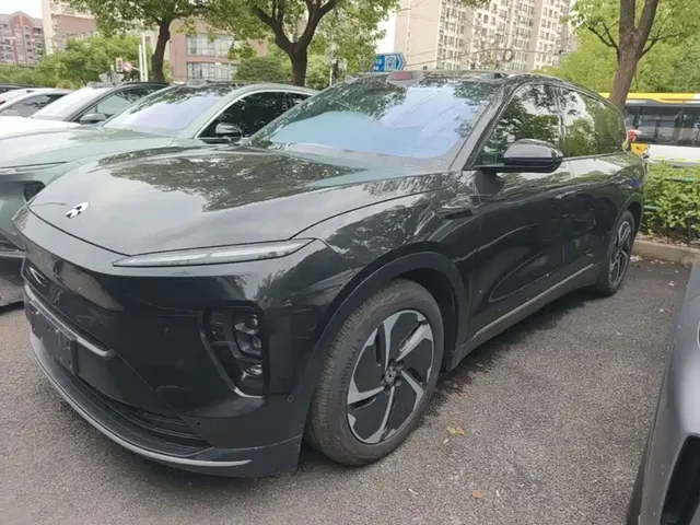 NIO ES8 2024 75kWh