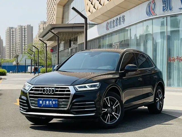 Audi Q5L 2020 Facelift 40 TFSI Honor Fashion