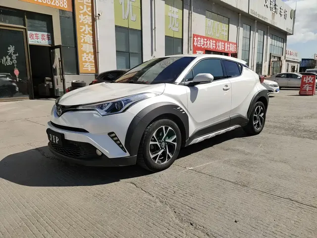 Toyota C-HR 2018 2.0L Cool Cross Leader Edition China V