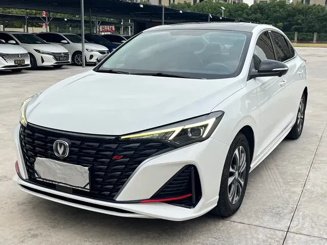 Changan Eado 2022 PLUS Blue Whale NE 1.4T GDI DCT Premium Edition