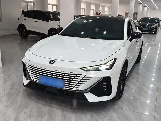 Changan UNI-V 2022 1.5T Premium Model