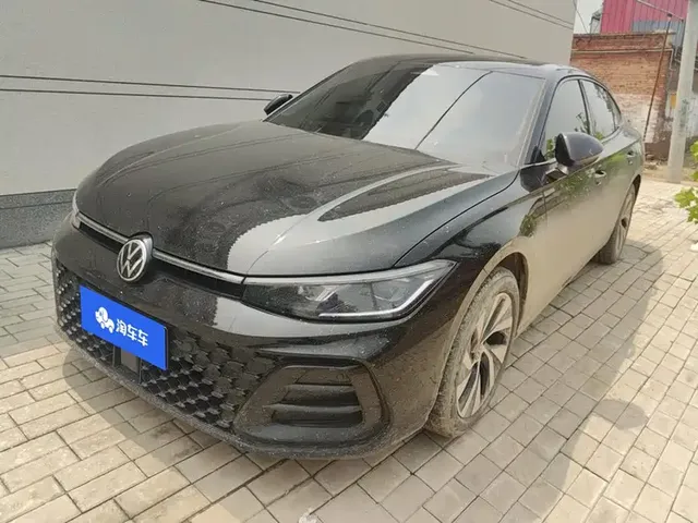 Volkswagen Passat 2026 Pro 380TSI Starlight Dragon Glory Edition