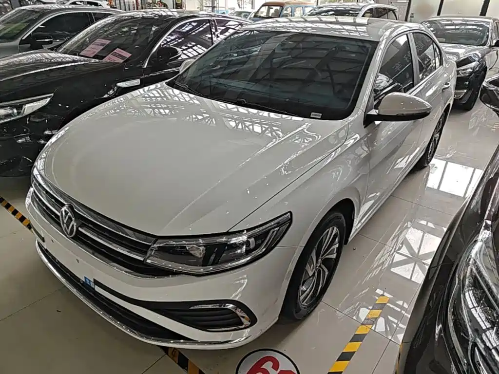 Volkswagen Bora 2025 200TSI DSG Joy Ride Navigation Edition