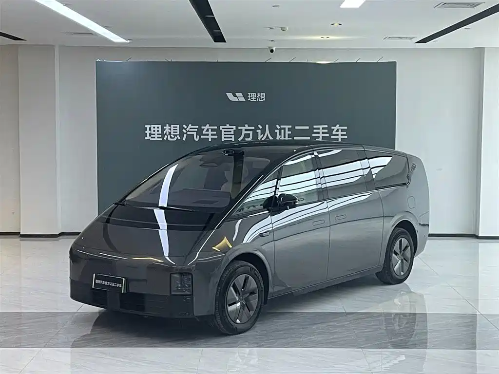 Li Auto MEGA 2025 Ultra Smart Renewal Edition