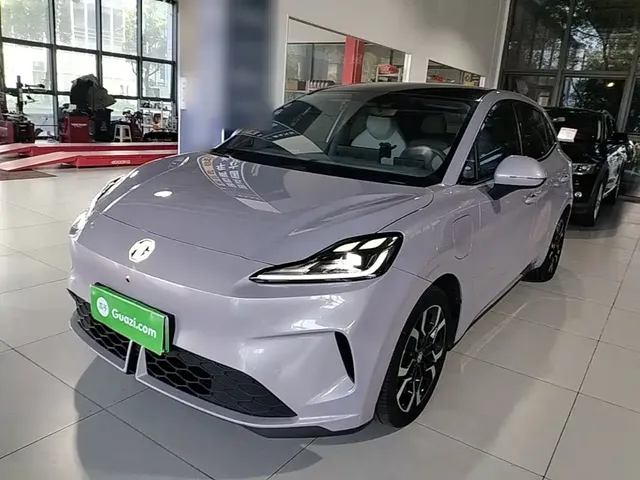 MG 4 EV 2025 Base Model
