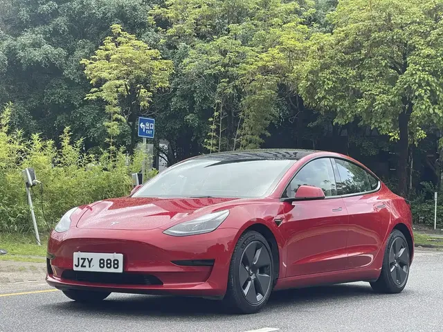 Tesla Model 3 2021 Standard Range Rear-Wheel Drive Upgrade