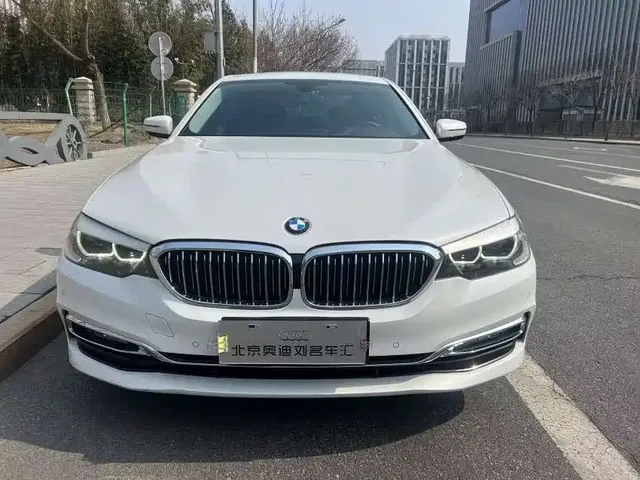 BMW 5 Series 2018 Facelift 530Li xDrive Luxury Package