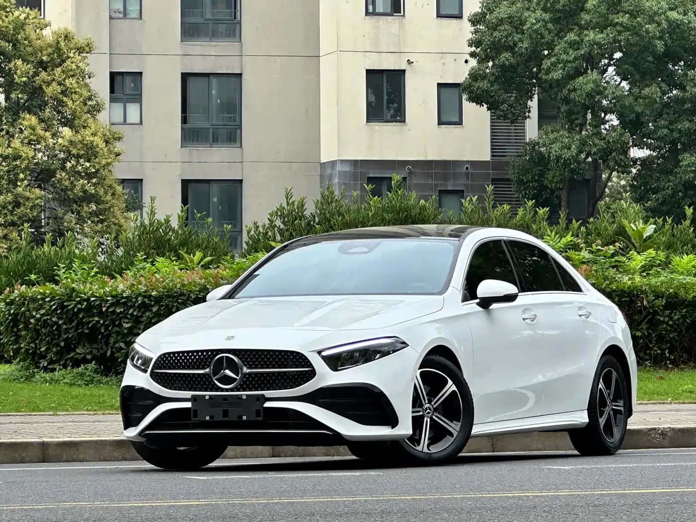Mercedes-Benz A-Class 2025 Facelift A 200 L Fashion Edition