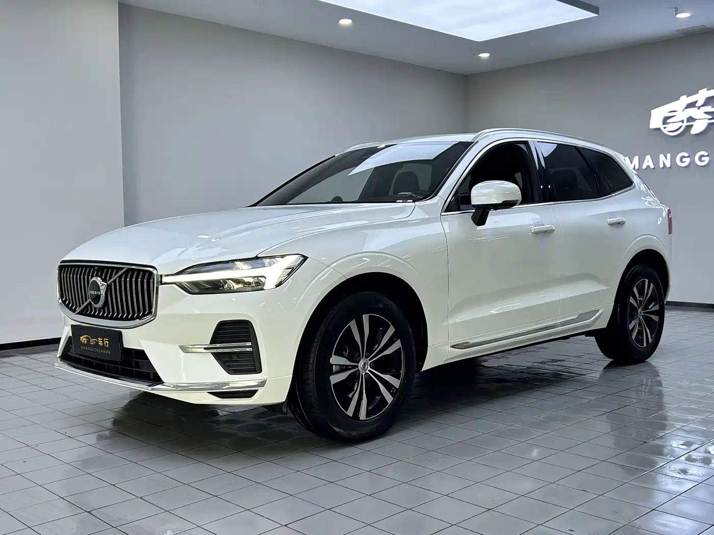 Volvo XC60 2025 B5 AWD Smart Luxury Edition
