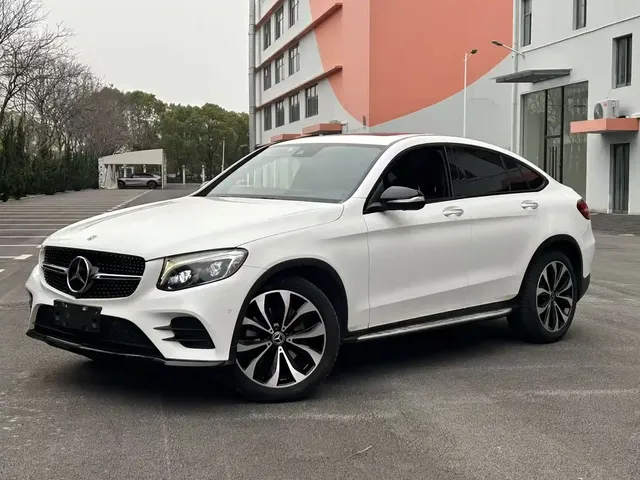 Mercedes-Benz GLC Coupe 2017 GLC 300 4MATIC Coupe SUV