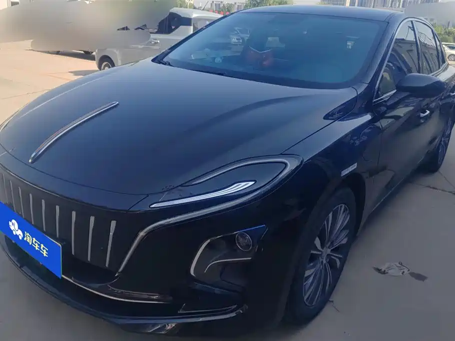 Hongqi E-QM5 2022 431km Charging Enjoyment Edition