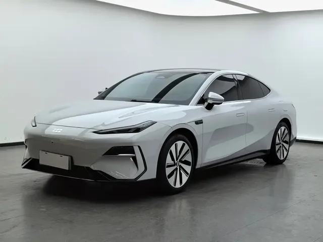 Geely Galaxy E8 2024 665km RWD Starship Voyager Edition