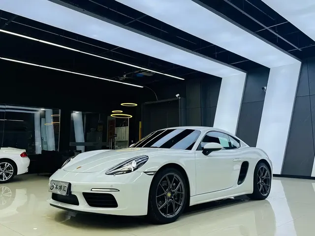 Porsche 718 2022 Cayman 2.0T