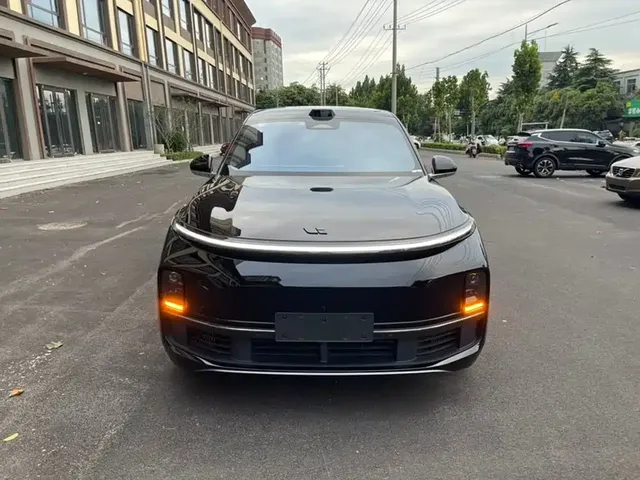 Li Auto Li L8 2024 Max