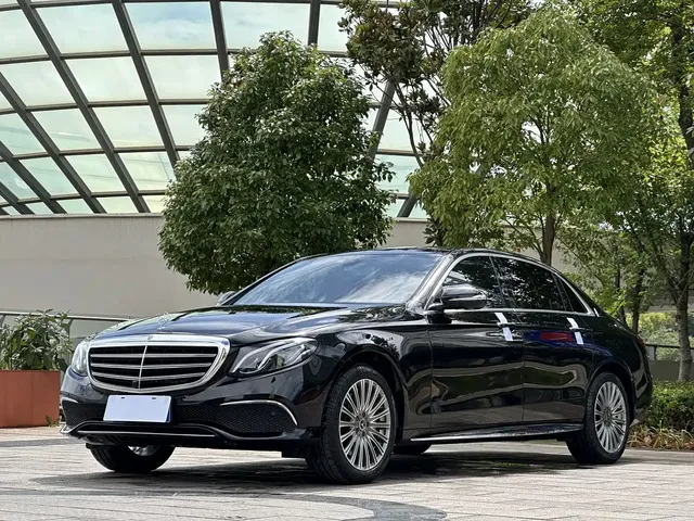 Mercedes-Benz E-Class 2020 E 300 L Fashion