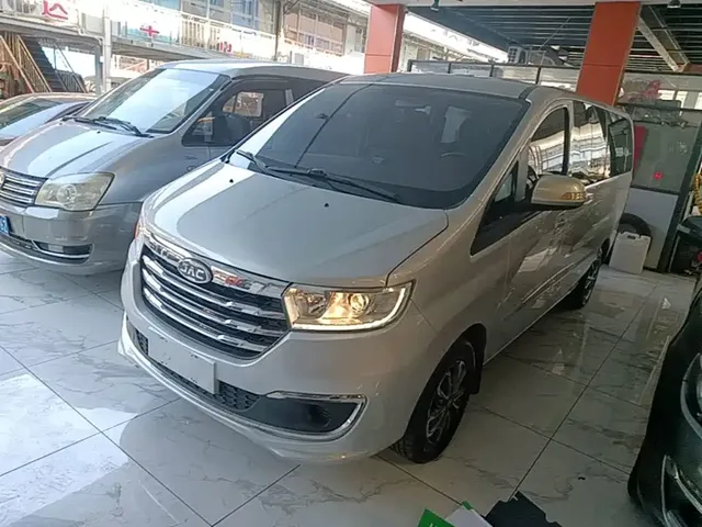 JAC Refine M3 2023 PLUS 1.5T 7/8-seater Smart Connect Edition