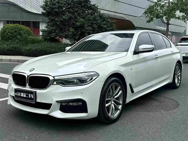 BMW 5 Series 2018 525Li M Sport Package