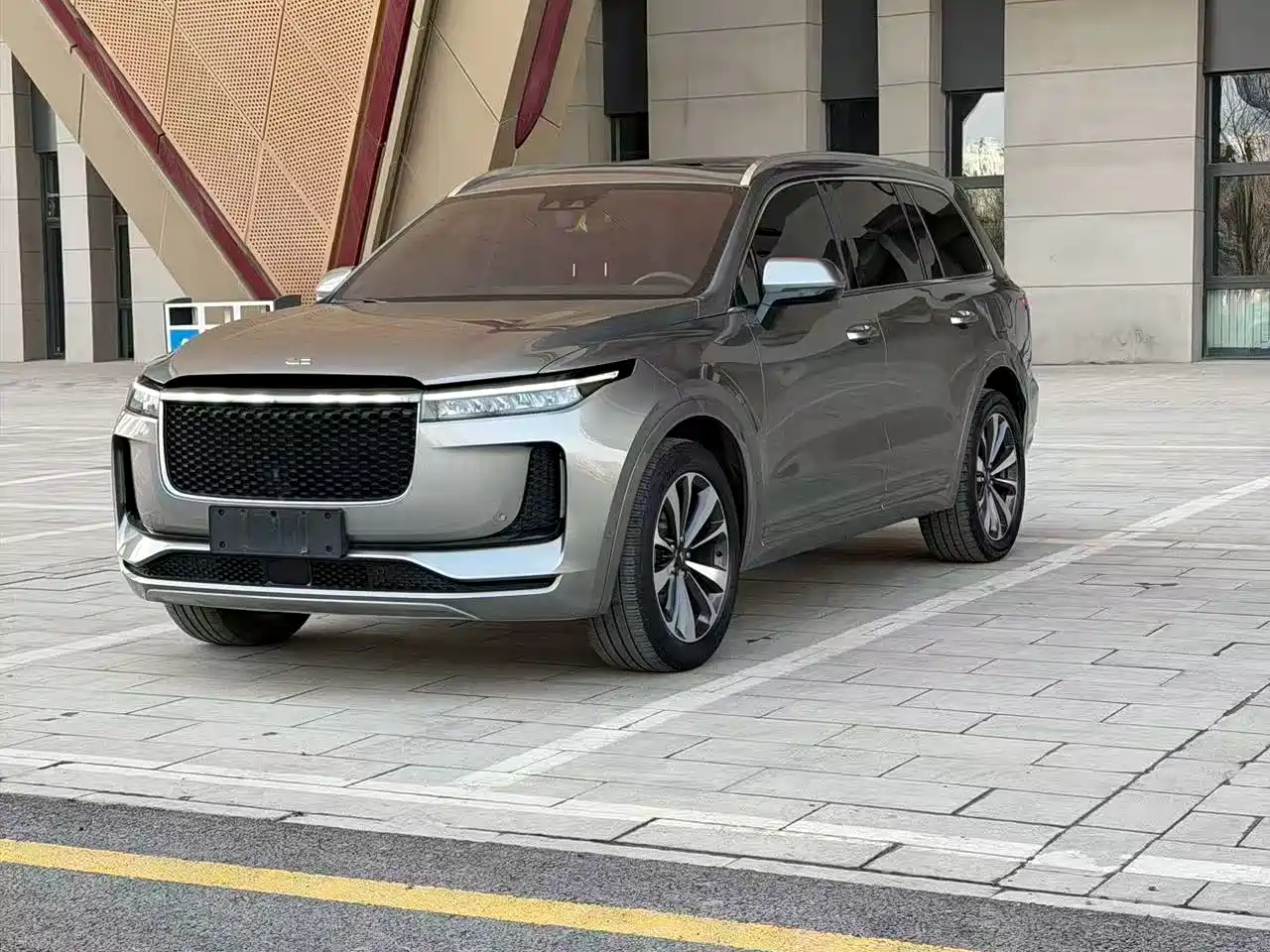 Li Auto Li ONE 2021 Extended Range 6-Seater