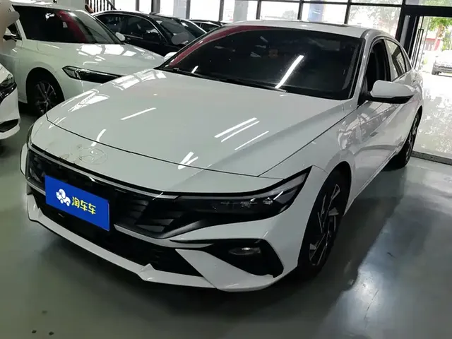 Hyundai Elantra 2023 1.5L CVT GLX Elite Edition