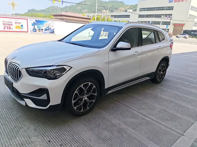 BMW X1 2022 sDrive20Li Premium