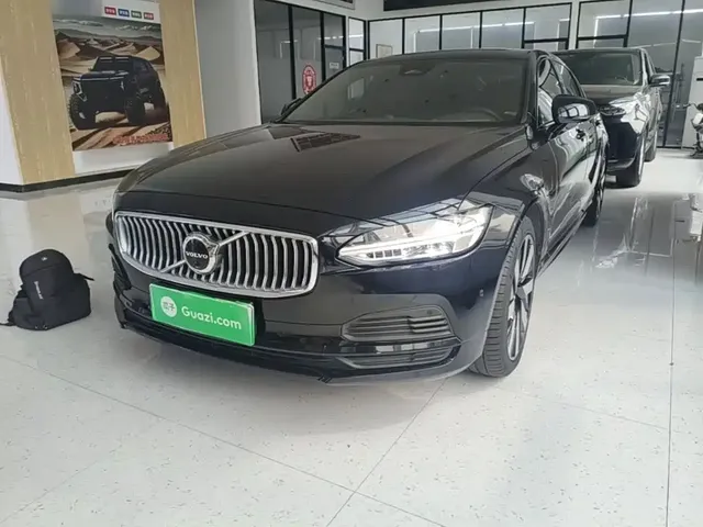 Volvo S90 Plug-in Hybrid 2024 PHEV AWD Long Range Excellence Luxury Edition