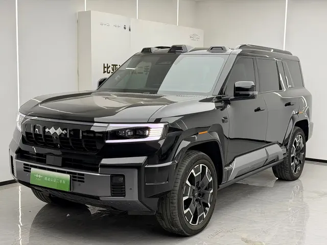 Fang Cheng Bao Leopard 8 2025 Zhiyong Flagship 7-Seater