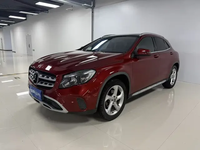 Mercedes-Benz GLA 2017 GLA 200 Dynamic