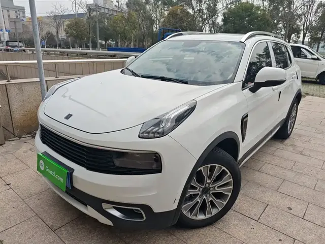 Lynk & Co 01 2018 2.0T 2WD Type+ Edition